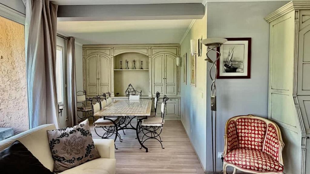 Centre Saint-Tropez climatisation et parking prive - 4