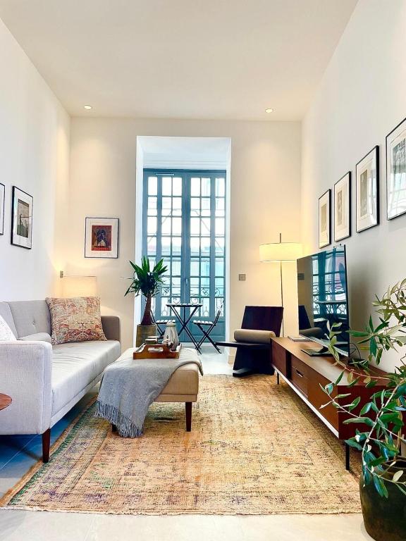Carré DOrelegant 2 BR - 4