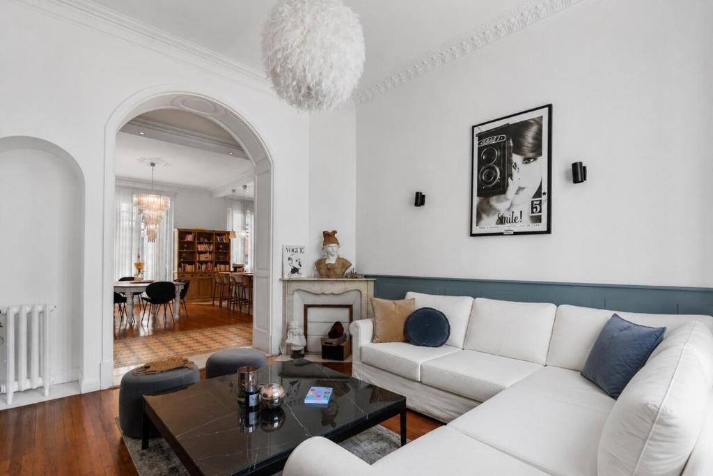 Beautiful bourgeois - 1