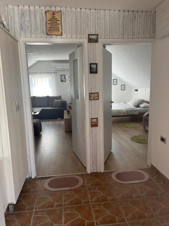 Apartman Ksenija - 4