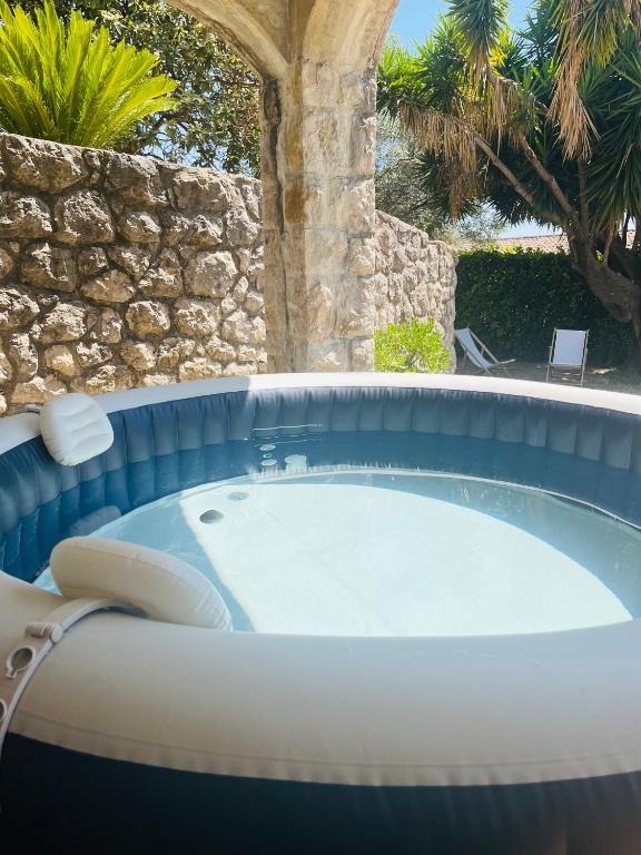 Appartement de charme dans villa avec jacuzzi - 5