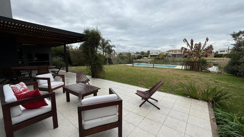 San Benito Gated House w/ Pool - Sleeps 10 - 2