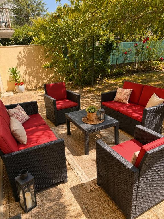 T2 Cosy Jardin privatif 8 min du centre parking - 1