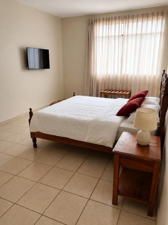 Hostal El Refugio - 2