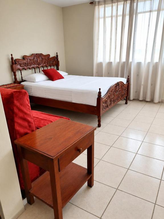 Hostal El Refugio - 4