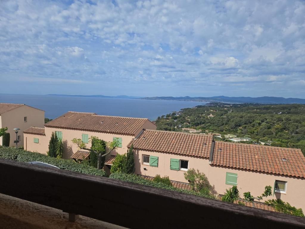 Appartement vue mer et Esterel avec piscine - 2