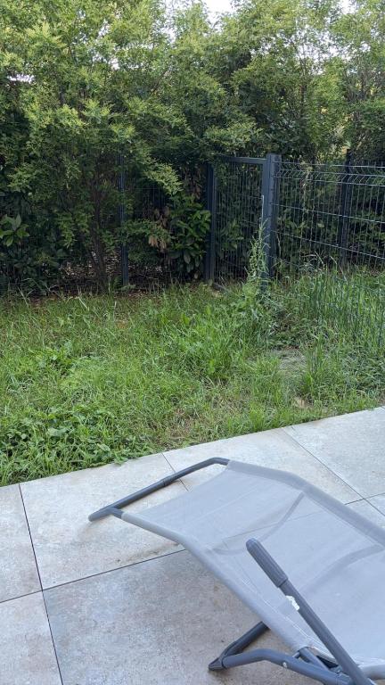 Charming 2 room garden level with garage - 4