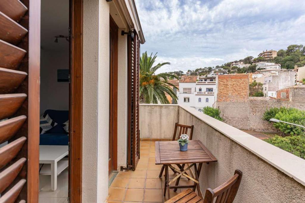 Apartamento en el centro de Tossa de Mar con parking y piscina - 1