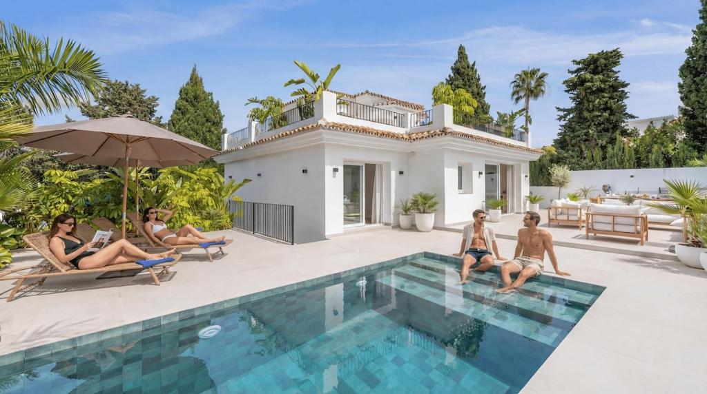 Vacation Marbella I Sauna Hot Tub Pool PS5 - 5