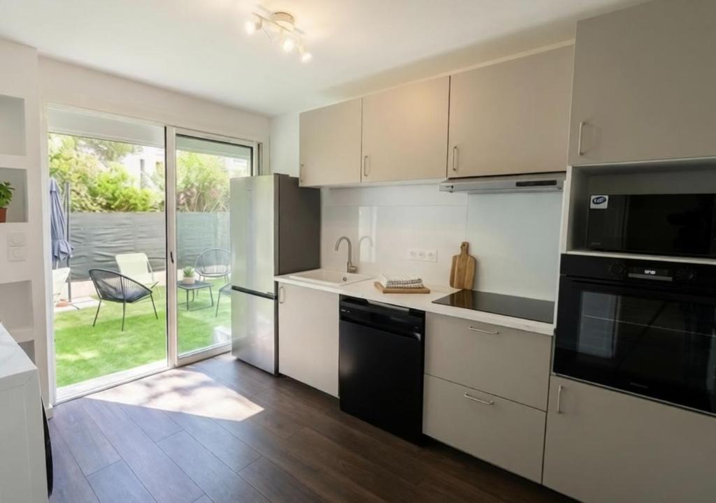 Le Sud - Appartement 4 pers, terrasse & parking, 5 min de la plage - 5