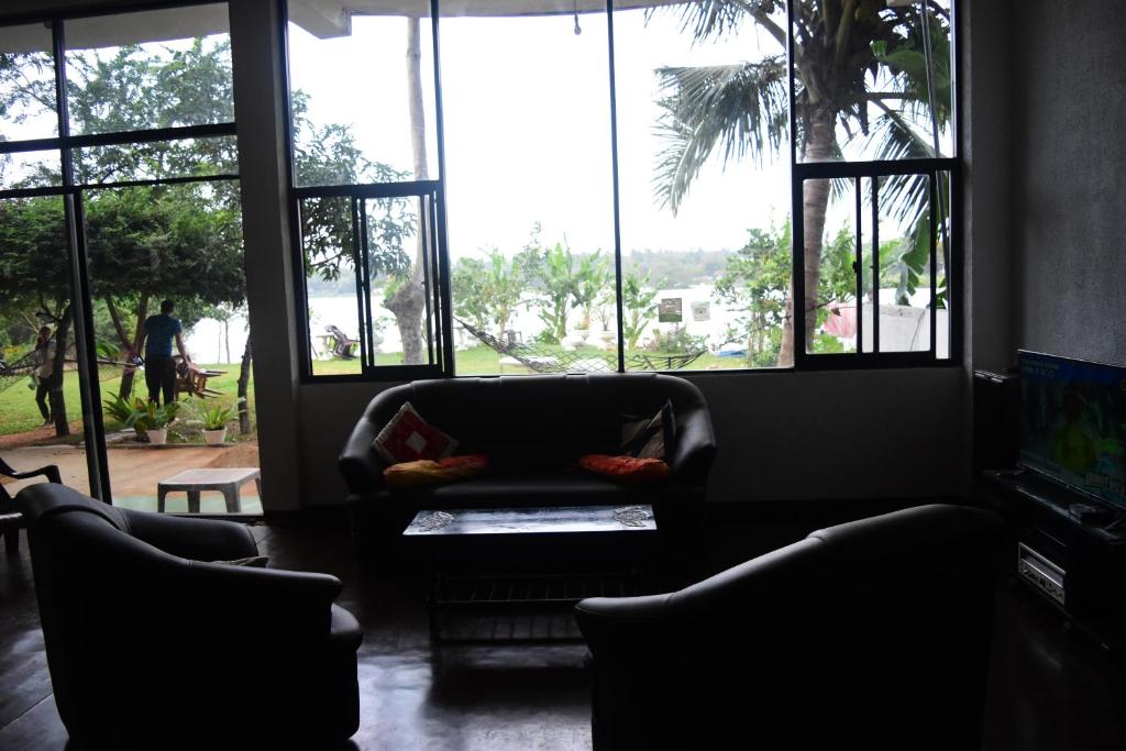 Lake Wave Hotel photo