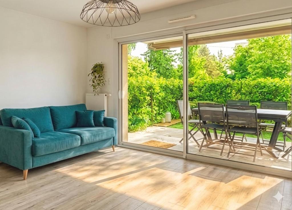 2 bedroom apartment - Garden - Private Parking - Close to old town - 3