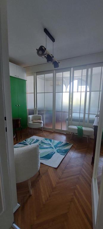 Bohemian Apartment in Center of Belgrade - 3
