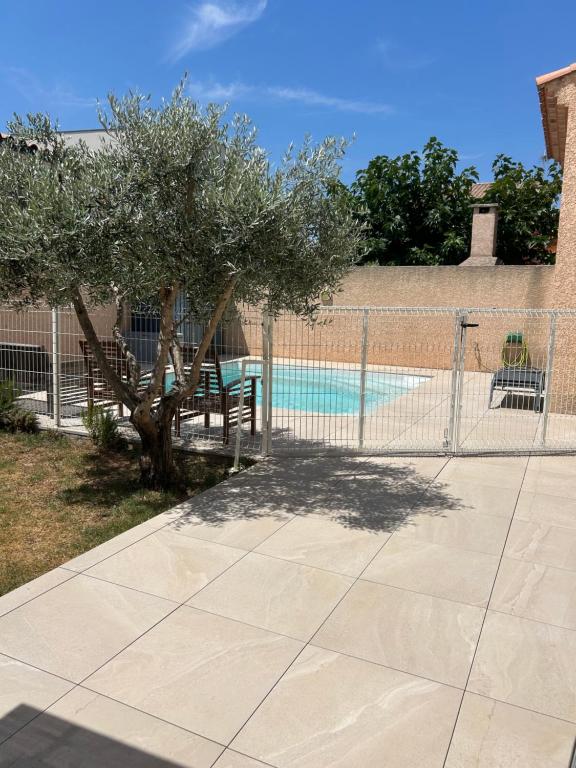 Villa climatisée de l'Etang de THAU avec piscine - 3