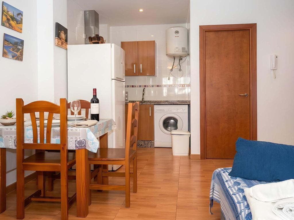 Apartamento en Conil Facil aparcamiento Solo para familias y parejas - 4