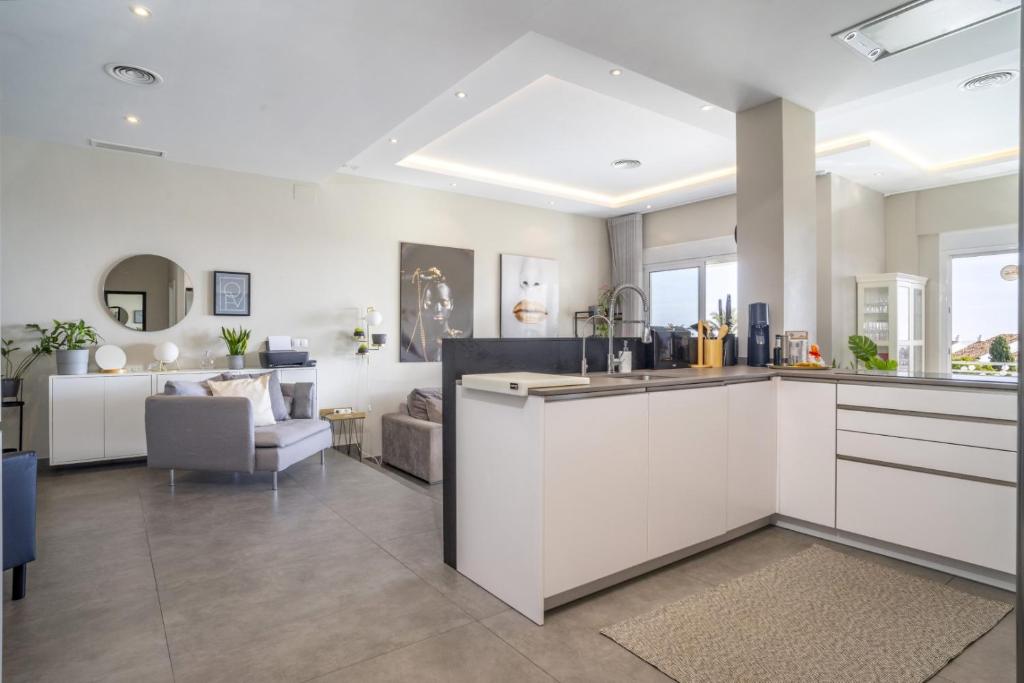 RG133 - Spacious 3 bed apartment in prime location - 3