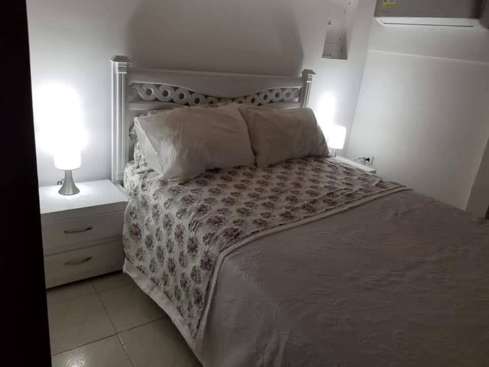 Charming three-bedroom apartment located in the historic walled city center of Cartagena - 2
