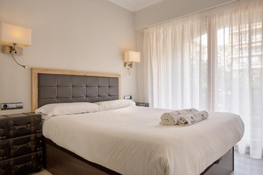Bermingham - Basque Stay - 1