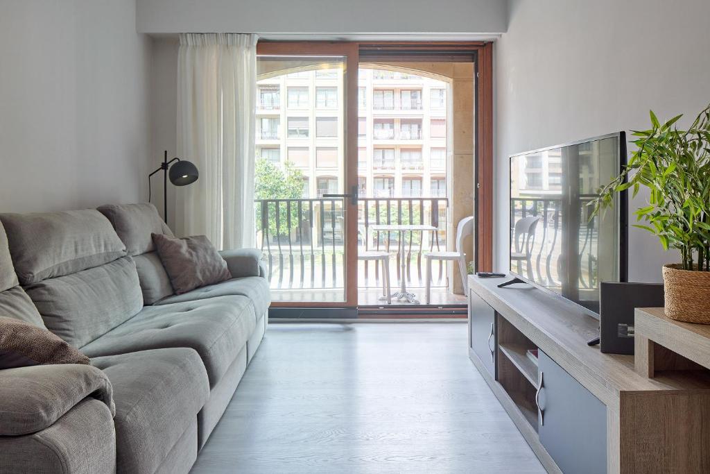 Bermingham - Basque Stay - 4