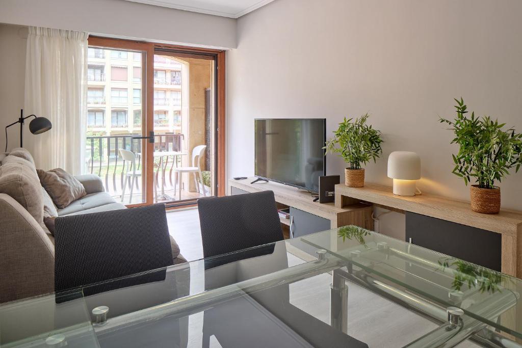 Bermingham - Basque Stay - 5