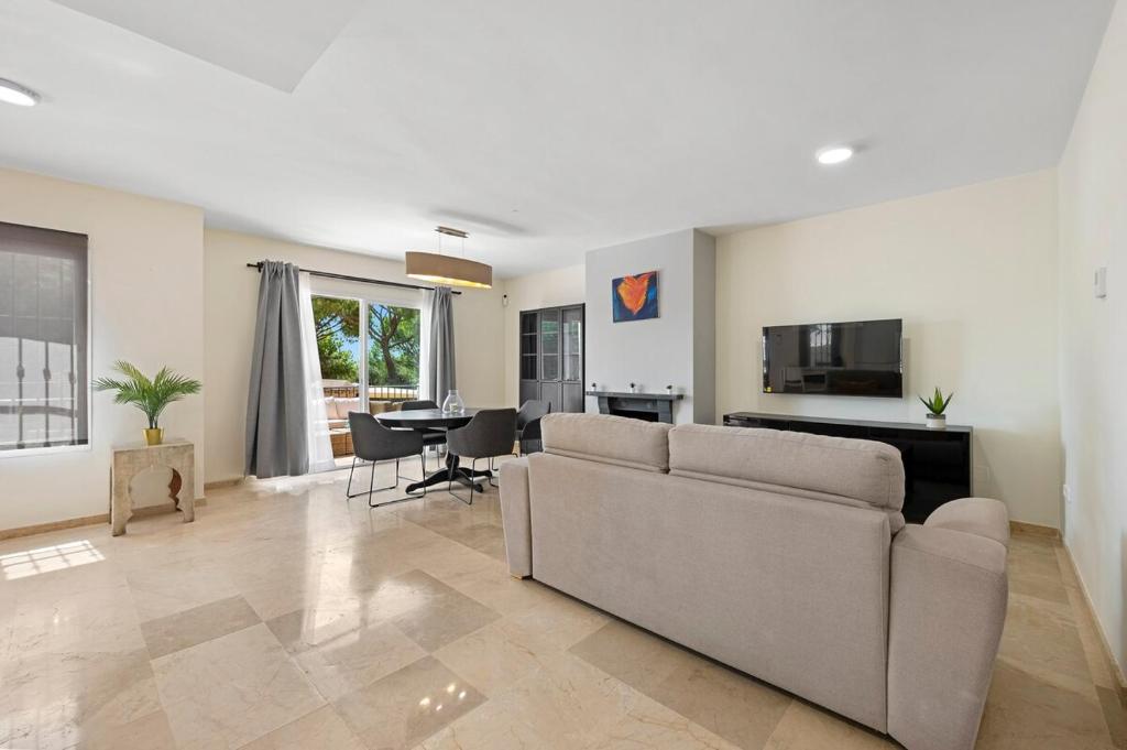 LXR Nueva Andalucia 2 BEDROOMS Aloha Golf - 5