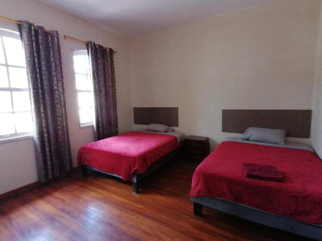 Hostal Piscis - 4