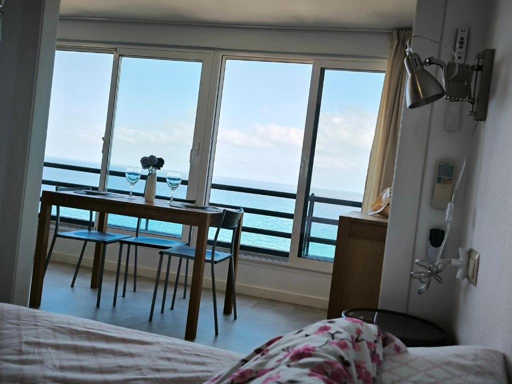 Apartamento en Primera línea Playa de Muchavista - 5