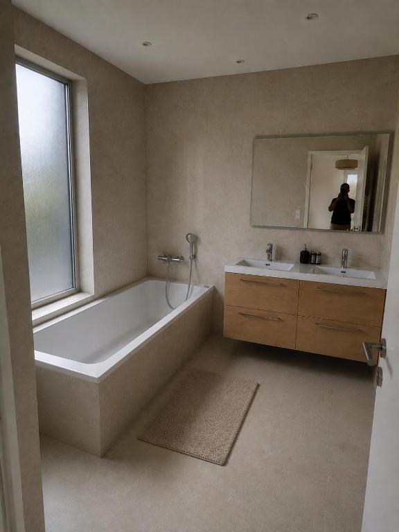 Charming Parisian Apartment - 5