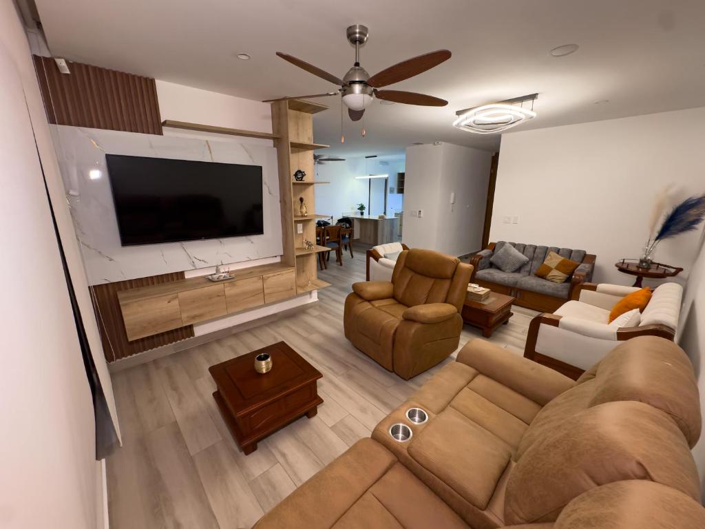 Casa vacacional y familiar en la mejor zona de Manta - 1