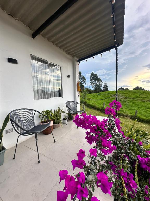 Cabaña privada cerca a termales San Vicente - 1