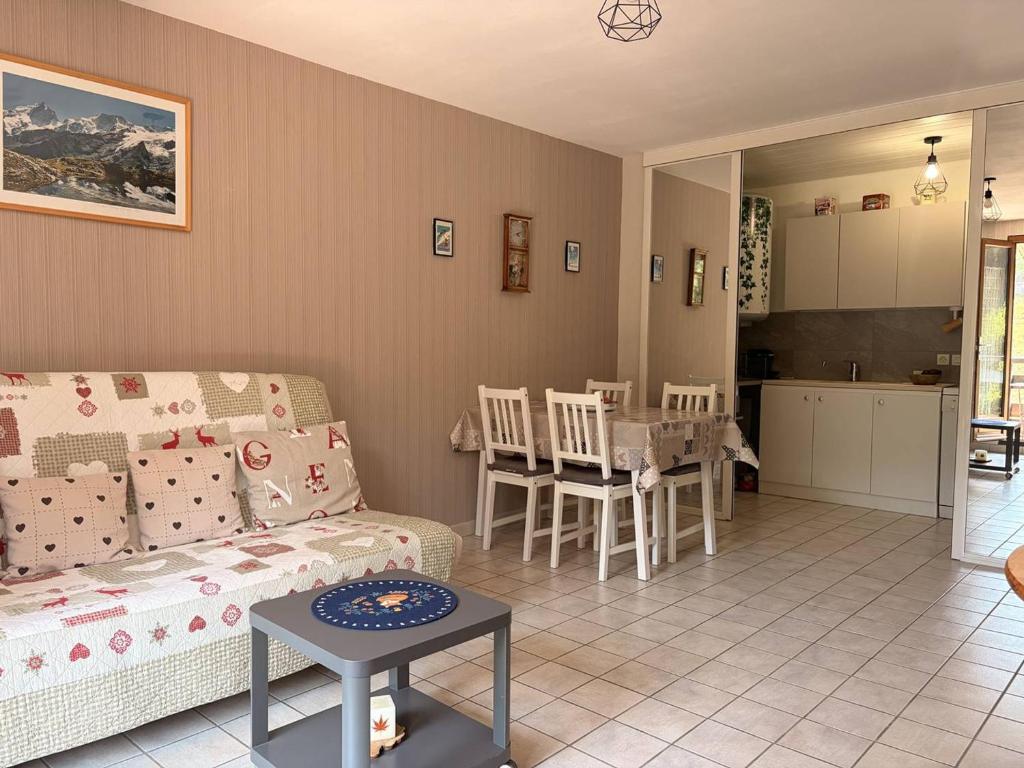 Appartement chaleureux, balcon - 5 pers. - FR-1-548-56 - 2