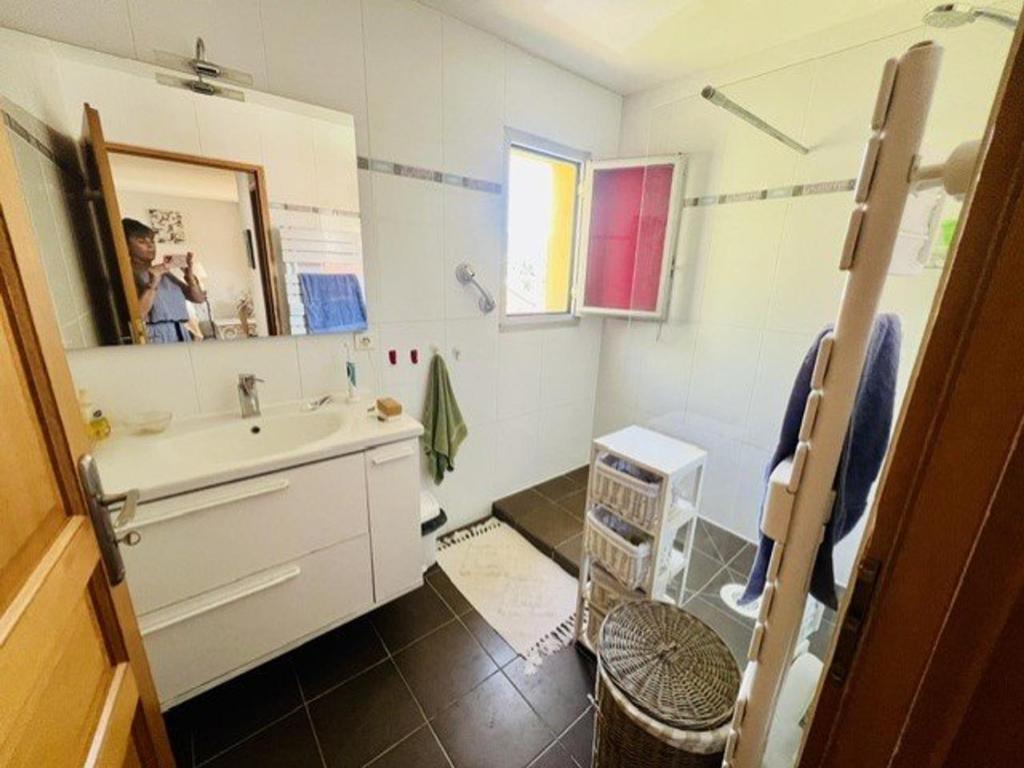 Appartement moderne, terrasse, parking - 4 pers. - FR-1-703-233 - 4
