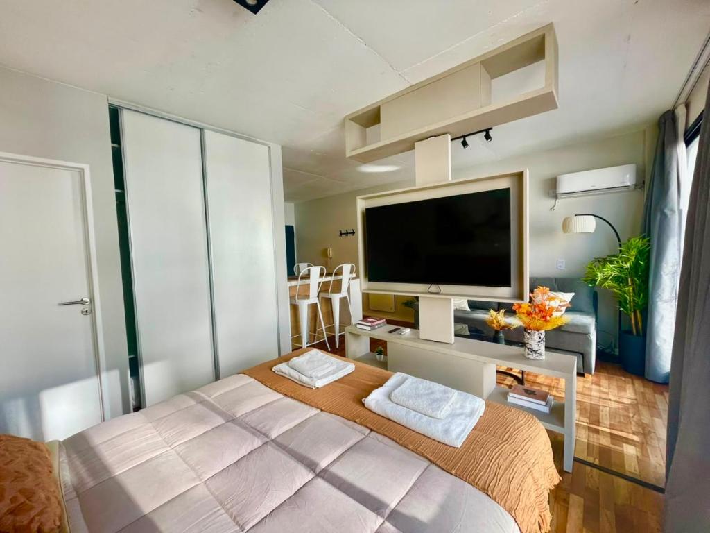 Monroe Urban Apart - 2