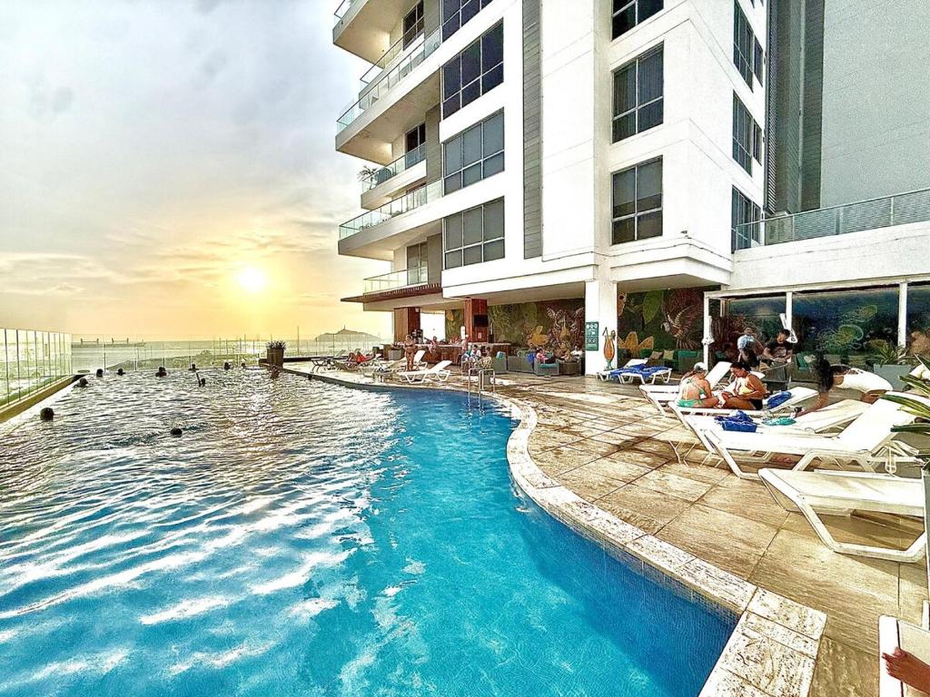 Excellent Ocean View Apartment - 5