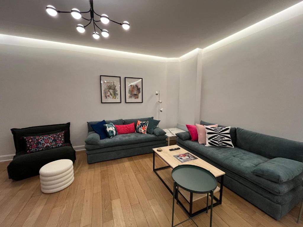 Superbe appartement neuf à Paris 16ème Quai de Seine 3 chambres - 2