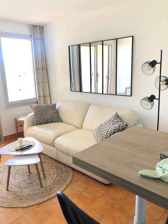 One Bedroom Sea View by Sweet Accommodation - 3