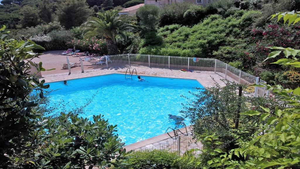 One Bedroom Sea View by Sweet Accommodation - 4