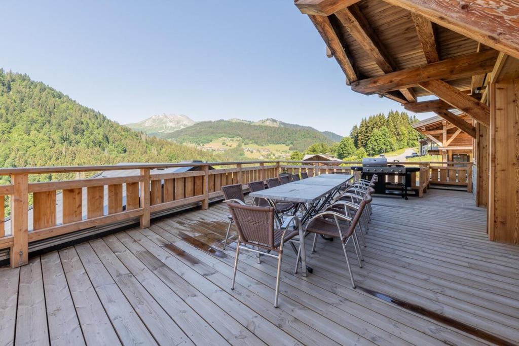 Bright and spacious property in Les Gets - 4