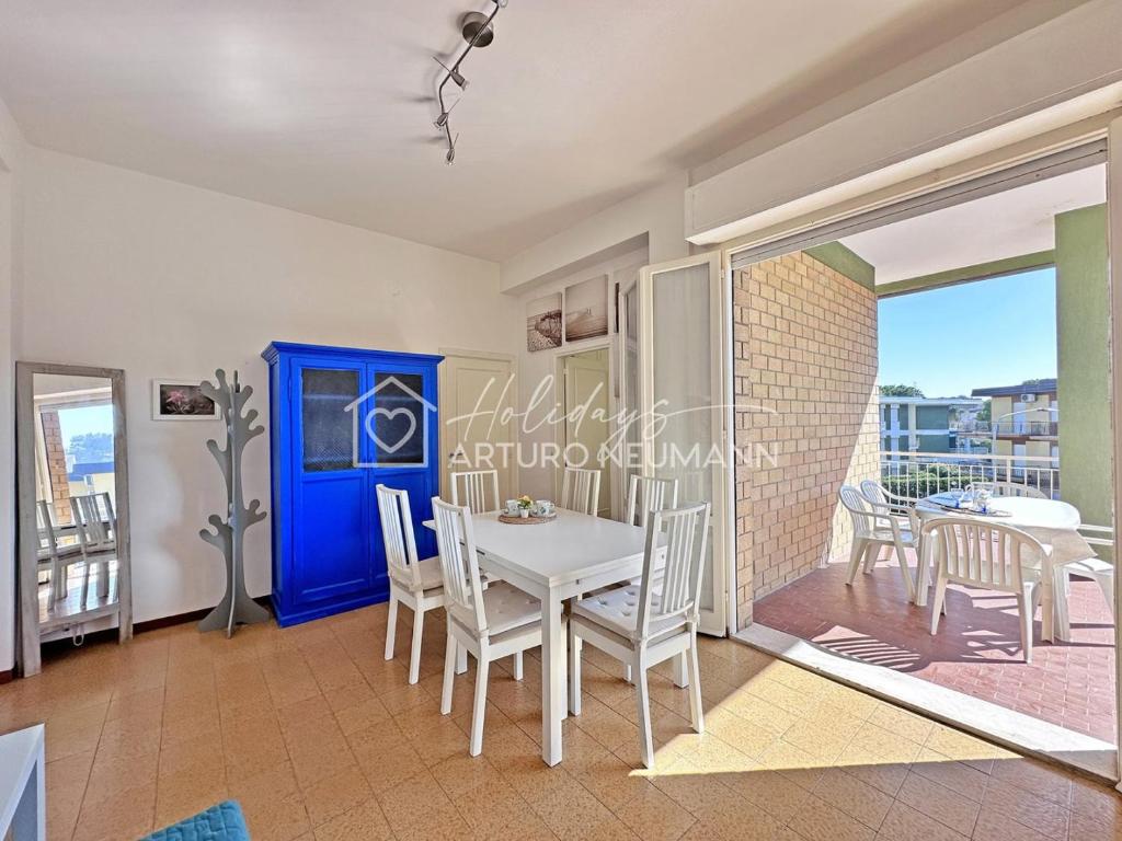 502- APPARTAMENTO TRILO IN CENTRO A MARCELLI al secondo piano, CON AMPIO TERRAZZO COPERTO - SPIAGGIA INCLUSA - 3