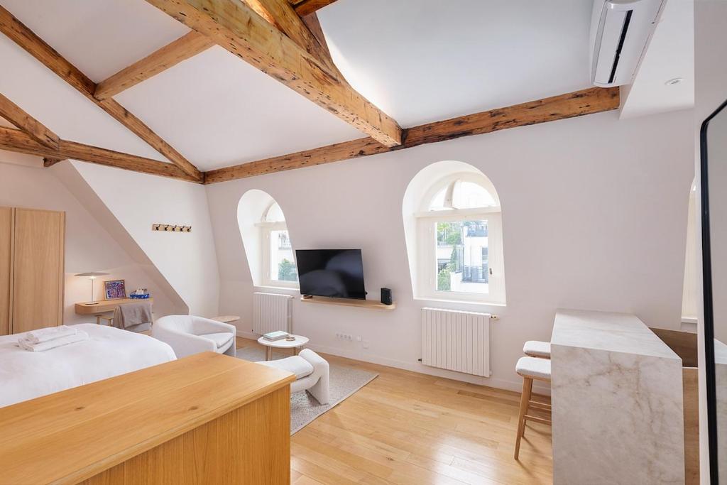Modern suite near Champs Elysées - AC equipped - 3