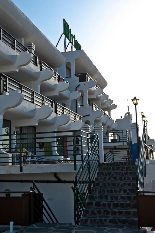 Apartamentos Miriam — Hotel building in Puerto Rico, Canary Islands
