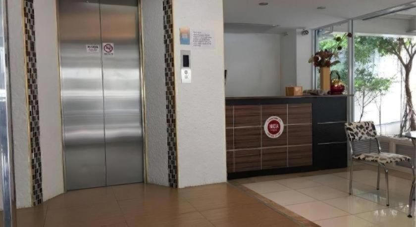 Capital O 411 Grandview Condo 15
