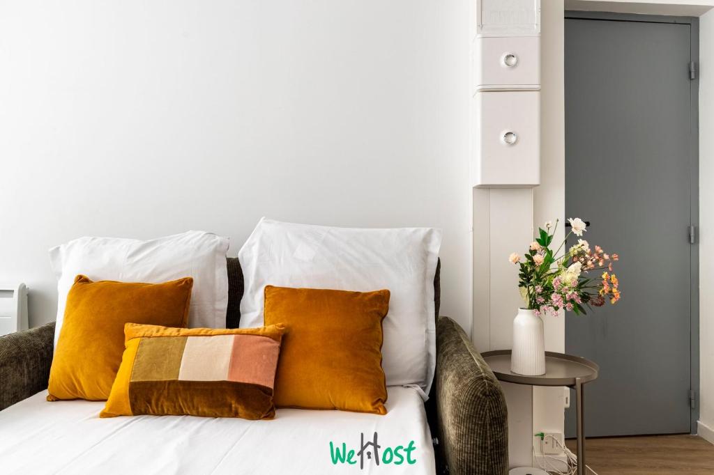 Paris Getaway: Charming 30m² Flat for 4 - 1