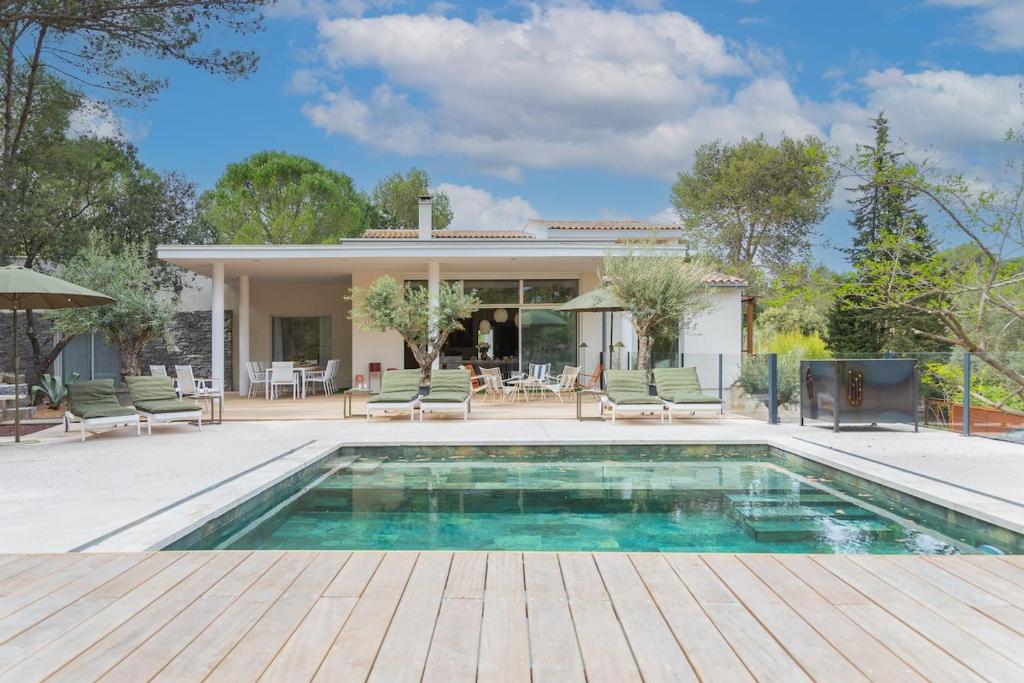 Villa des Terres with pool - 2