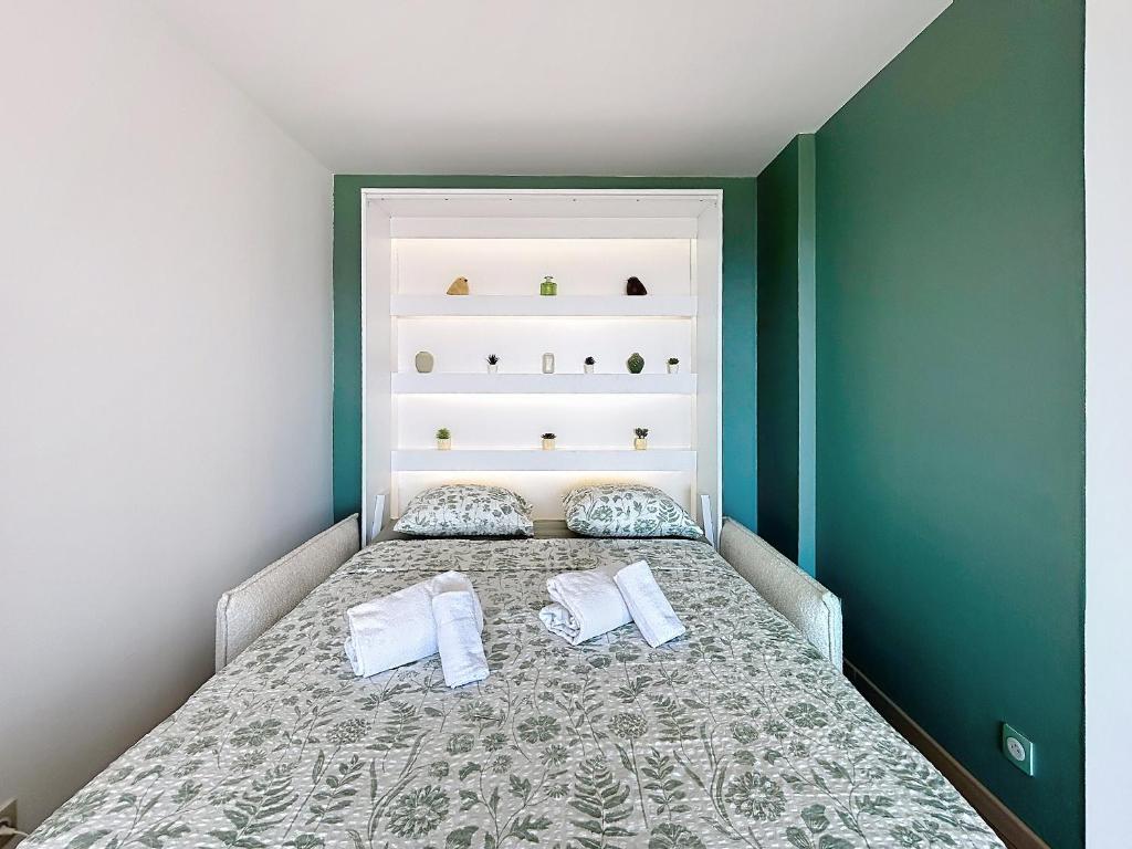 Seaside studio sea view and free parking - 5