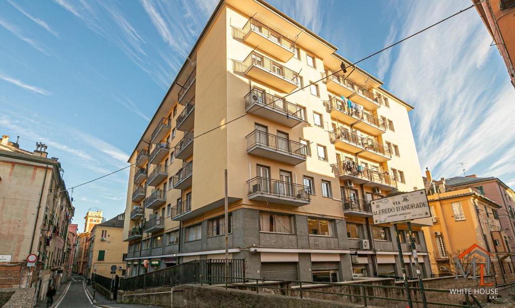 Apartments in Palazzo San Paolo with balconies by ML WHITE HOUSE - 1