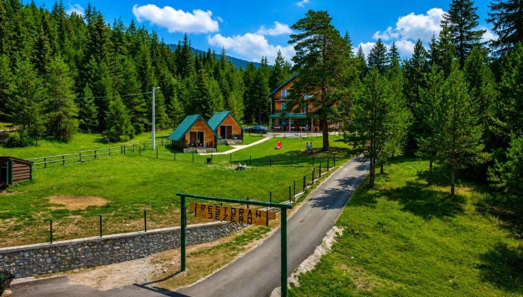 Apartmani JEZERO - 4