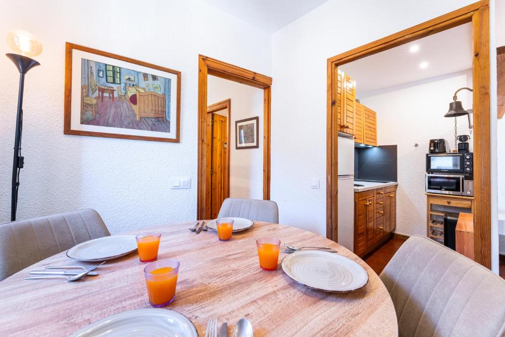 Barthe Holidays I Acogedor estudio en El Tarter 4PAX I Rústico, Vistas al valle, Parking I Esquirol - 3