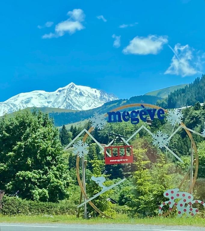 Cozy and beautiful property in Megève - 3