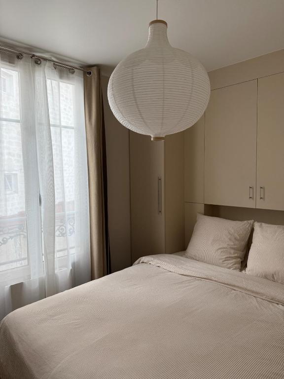 Bedroom All of Paris Within Reach Bastille - 3